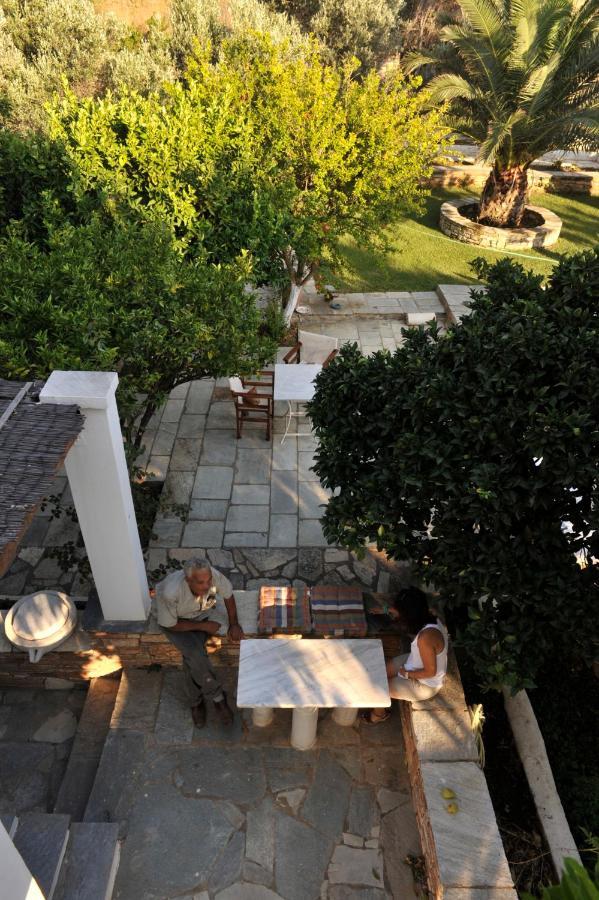 Romano Garden House - Land Tales Agios Romanos Bagian luar foto