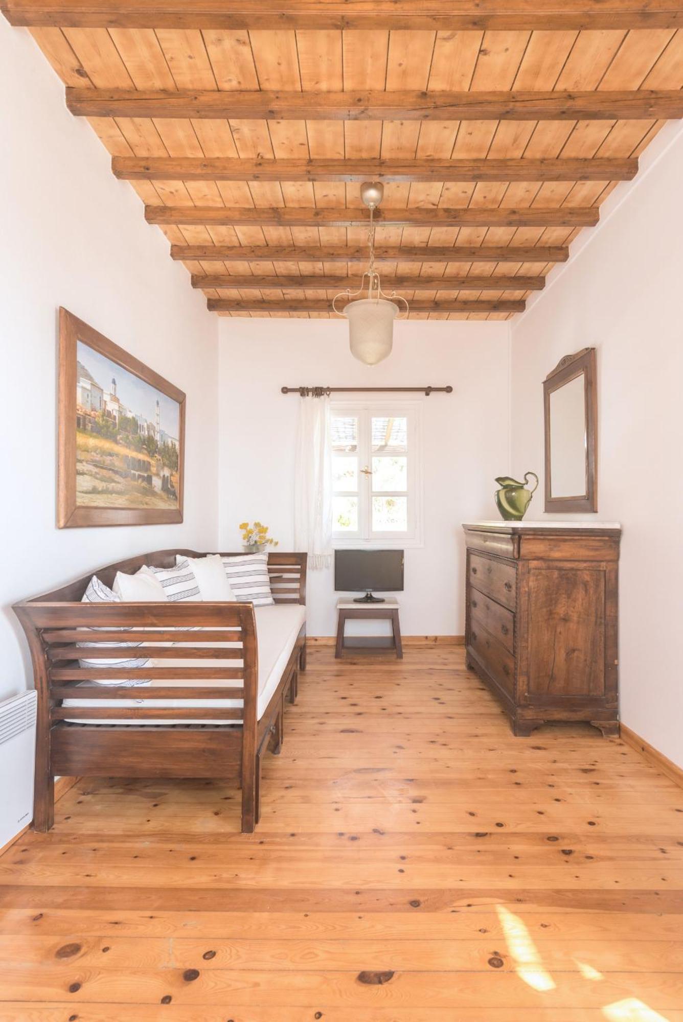 Romano Garden House - Land Tales Agios Romanos Bagian luar foto